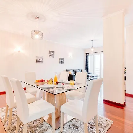 Διαμέρισμα Lovely 2 Bedroom Sea View Apartment Caniço